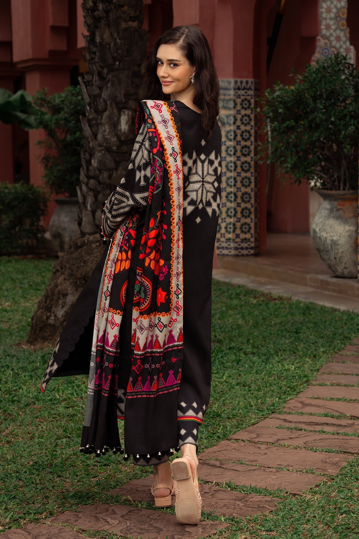 3 Piece - Unstitched Digital Printed Khaddar Fabric